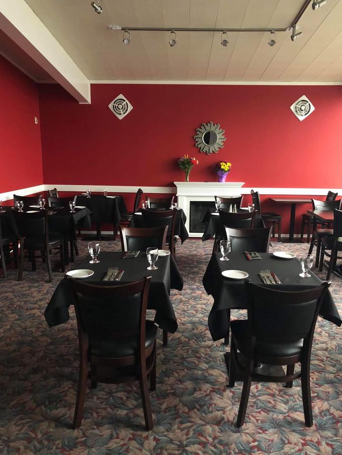 Dalewood Inn Порт Макнейлл Экстерьер фото